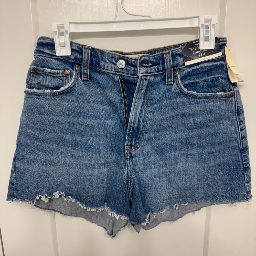 Abercrombie & Fitch The 90’s Relaxed Cutoff Short High Rise NWT